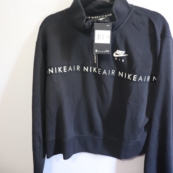 Nike - Picture 2 of 7